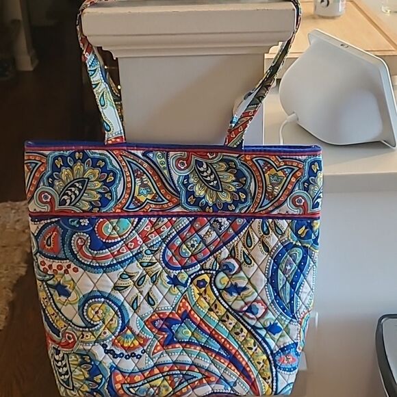 Vera Bradley Marina Paisley Tote NWT - Picture 2 of 4